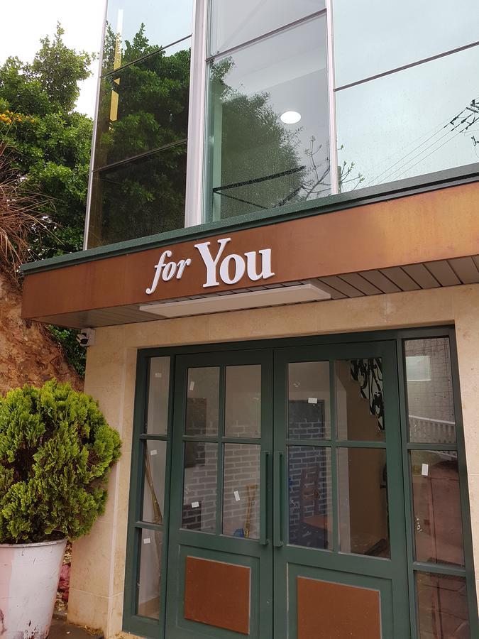For You Hostel Yeosu Bagian luar foto